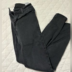 Black Levi’s jeans- size 28!